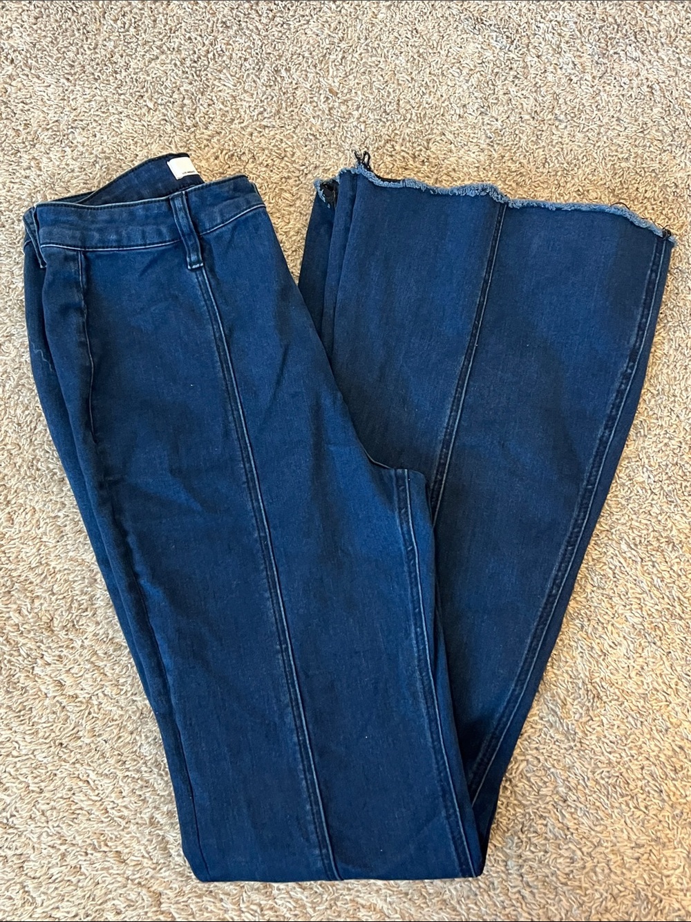 VERVET Los Angeles Dark Wash Flare Jeans Size 30 Raw Hem High Rise Stretch Denim - Picture 2 of 13